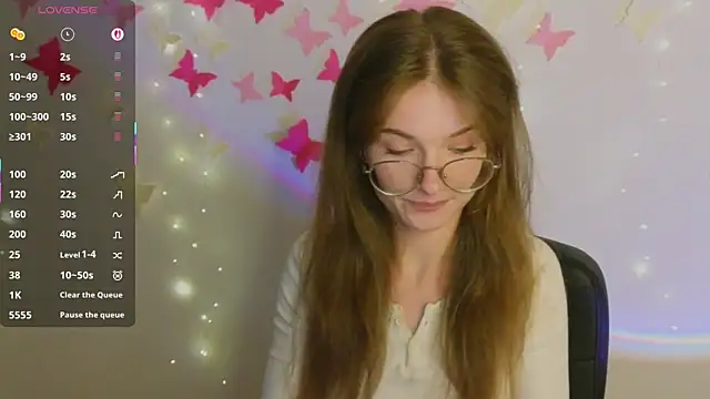 Snapshot of Katyaa_Lover chatting on 10.21.25 Katyaa Lover online show from 10.21.25