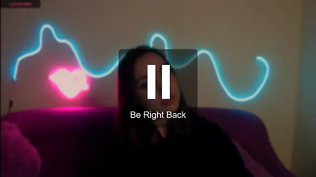 Snapshot of Mia_cutie77 chatting on 11.22.25 Mia cutie77 online show from 11.22.25