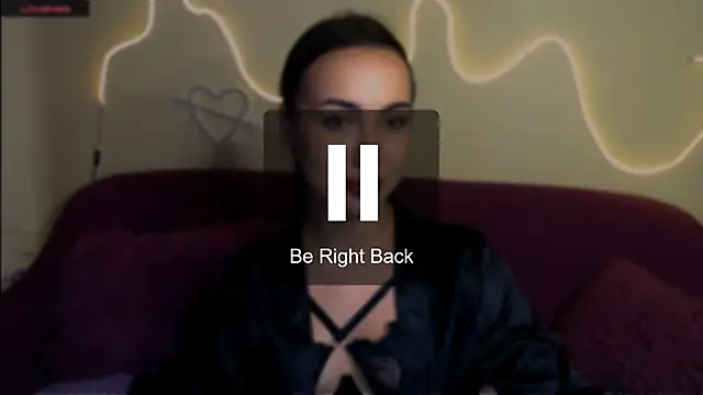 Snapshot of Mia_cutie77 chatting on 11.30.25 Mia cutie77 online show from 11.30.25