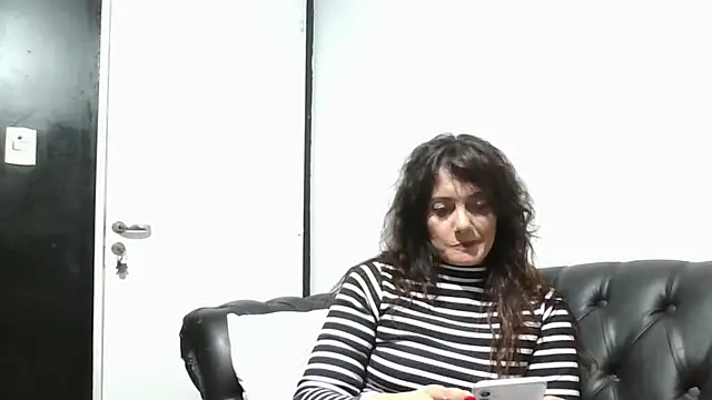 Snapshot of dulcefanny chatting on 07.05.26 dulcefanny online show from 07.05.26