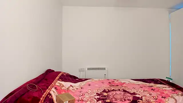 Snapshot of QueenStacyxox chatting on 09.24.25 QueenStacyxox online show from 09.24.25