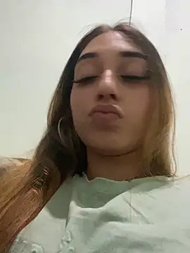 loirinhaaa online show from 11.23.25