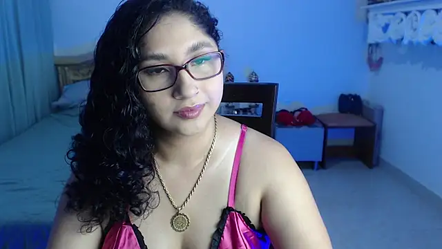 Gia Dior online show from 09.29.25