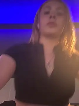 IamCatalina888 online show from 09.25.25