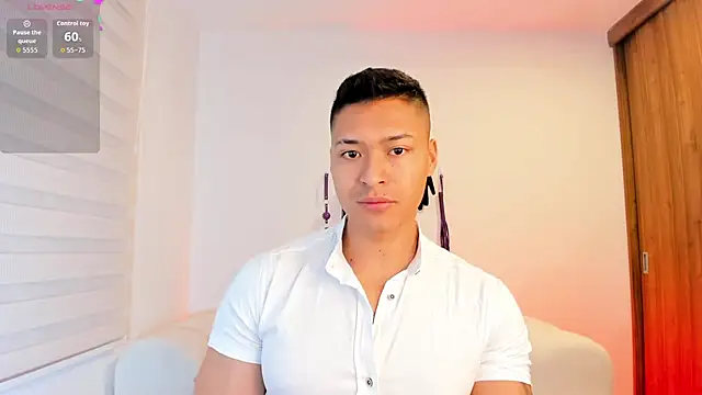 Snapshot of abu_dhabi_21 chatting on 09.25.25 abu dhabi 21 online show from 09.25.25