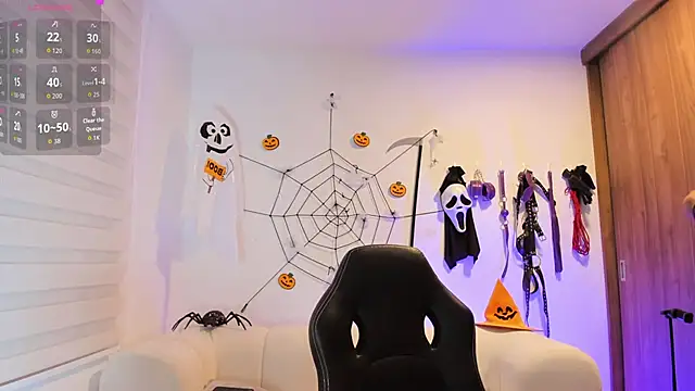 Snapshot of abu_dhabi_21 chatting on 10.29.25 abu dhabi 21 online show from 10.29.25