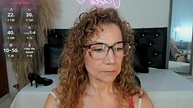 Jademommy  online show from 10.06.25