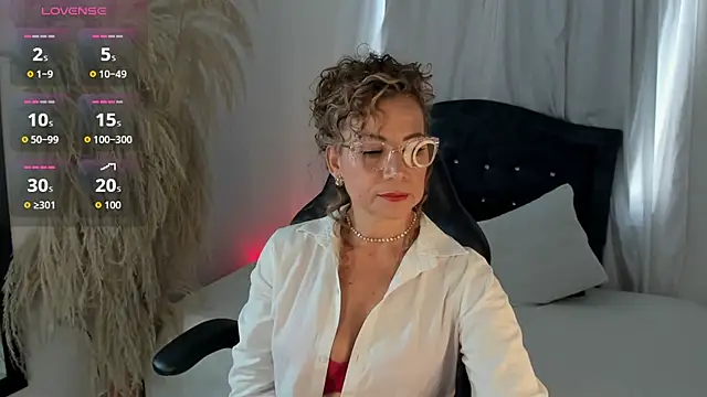 Jademommy  online show from 11.07.25