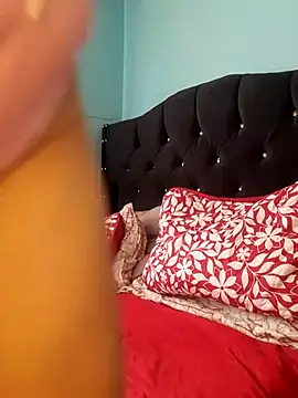 Snapshot of gabii_hardy chatting on 11.26.25 gabii hardy online show from 11.26.25