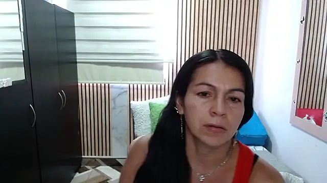 camilavargas  online show from 05.25.26