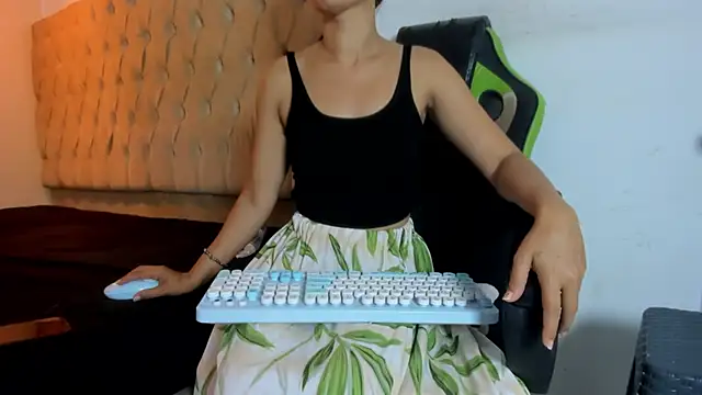 Naomis 35 online show from 02.21.26