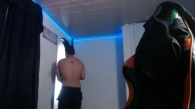 Snapshot of Chrys_harris77 chatting on 10.01.25 Chrys harris77 online show from 10.01.25