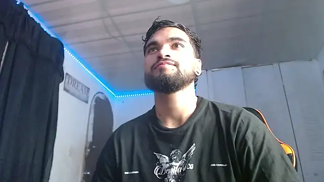 Snapshot of Chrys_harris77 chatting on 10.03.25 Chrys harris77 online show from 10.03.25