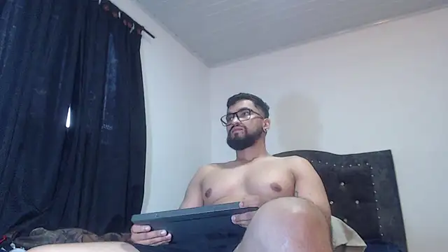 Snapshot of Chrys_harris77 chatting on 03.26.26 Chrys harris77 online show from 03.26.26