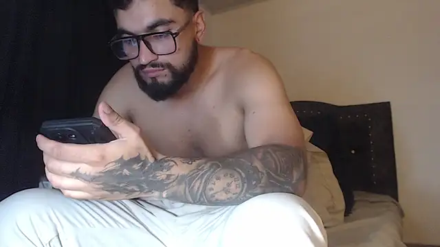 Snapshot of Chrys_harris77 chatting on 04.04.26 Chrys harris77 online show from 04.04.26