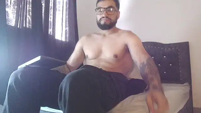 Snapshot of Chrys_harris77 chatting on 04.15.26 Chrys harris77 online show from 04.15.26