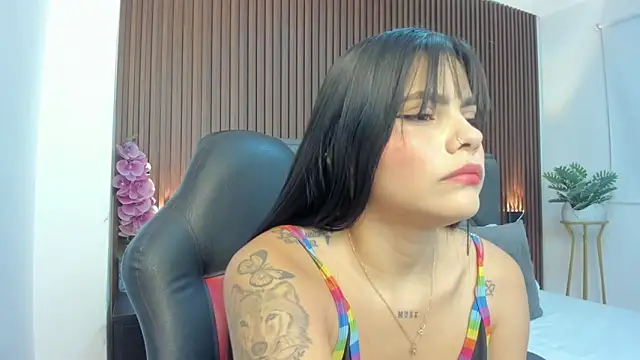 molly lovee  online show from 02.27.26