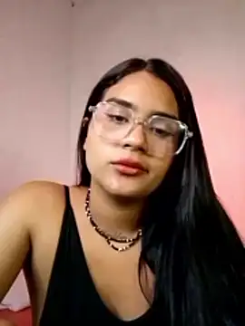 Renata Zoe online show from 12.23.25