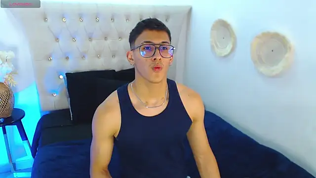 SalvadorFit online show from 09.19.25