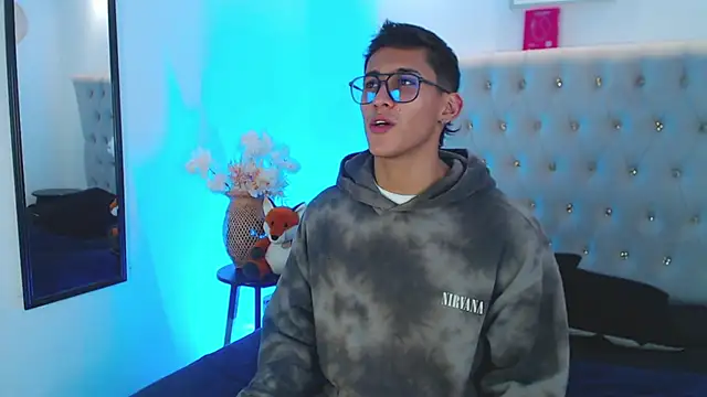 SalvadorFit online show from 09.23.25