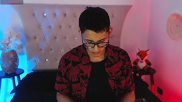 SalvadorFit online show from 09.24.25