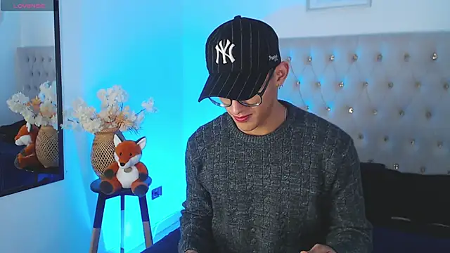 SalvadorFit online show from 09.25.25