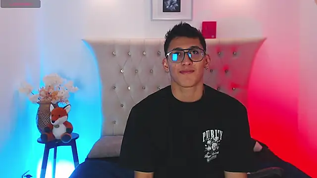 SalvadorFit online show from 09.26.25