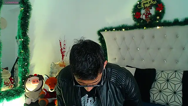 SalvadorFit online show from 12.22.25