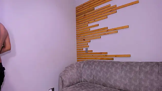 Snapshot of axel_vega chatting on 10.17.25 axel vega online show from 10.17.25