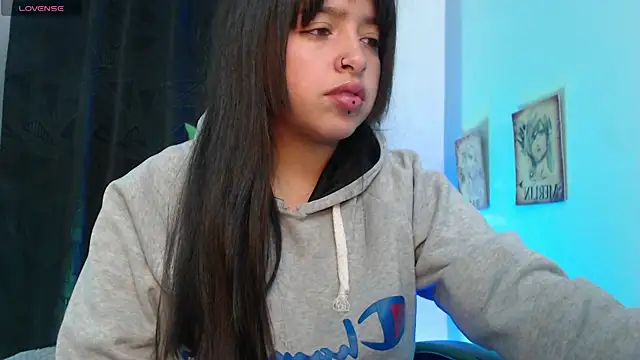 Snapshot of queen_salomme chatting on 10.13.25 queen salomme online show from 10.13.25