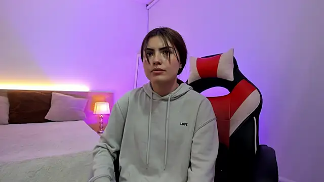 Scarleett Moon online show from 12.03.25