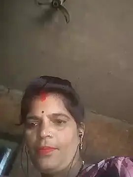 Snapshot of Hott_cutgirl chatting on 09.22.25 Hott cutgirl online show from 09.22.25