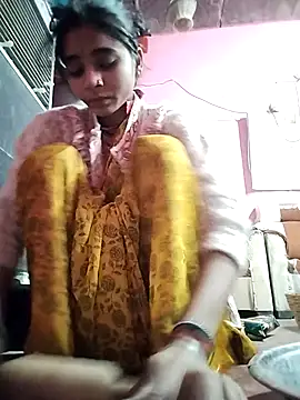 R Roshni online show from 12.18.25