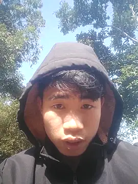 Snapshot of Nhyy_xx chatting on 11.24.25 Nhyy xx online show from 11.24.25