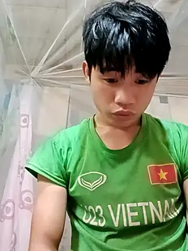Snapshot of Nhyy_xx chatting on 06.20.26 Nhyy xx online show from 06.20.26