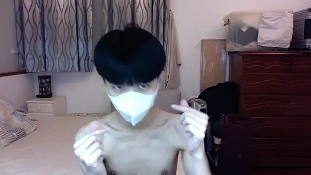 kai101010 online show from 10.15.25