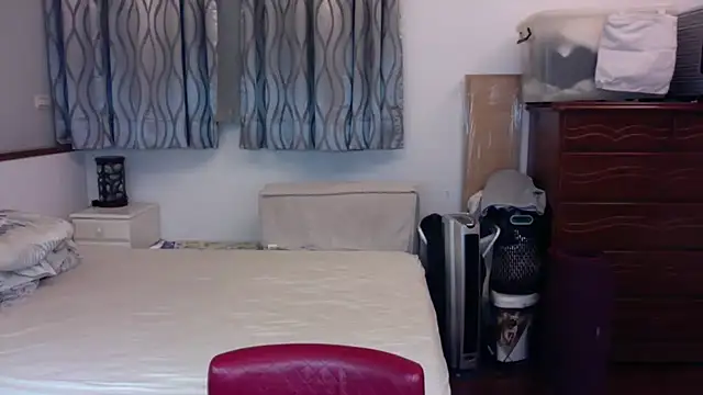 kai101010 online show from 10.17.25