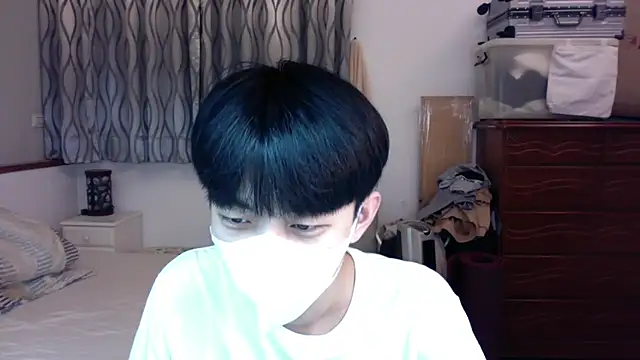 kai101010 online show from 10.29.25