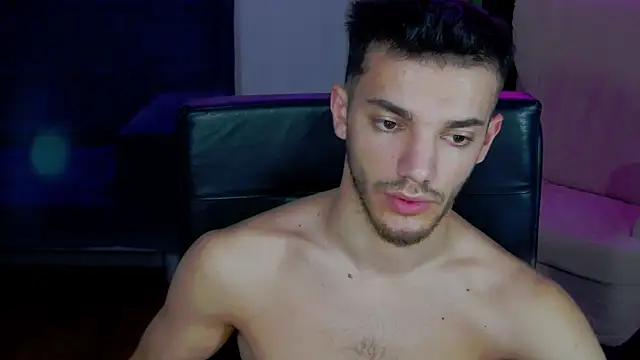 DominicValente online show from 11.18.25