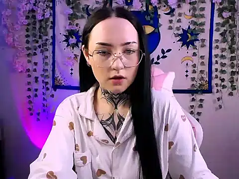 MollyKissy online show from 04.11.26