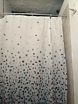 Snapshot of El_awo_ chatting on 10.03.25 El awo online show from 10.03.25