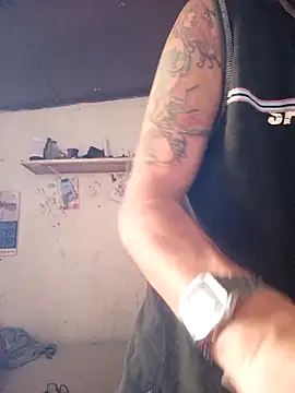 Lionardovssf35 online show from 12.04.25