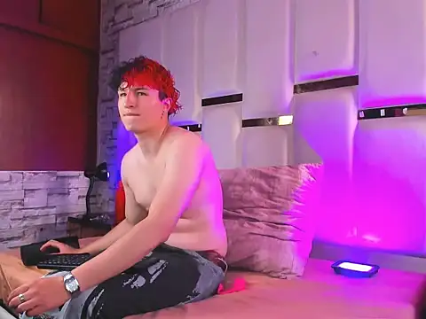 Snapshot of ANLLELOAndANGELA chatting on 11.30.25 ANLLELOAndANGELA online show from 11.30.25