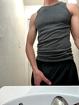 Snapshot of gymratforyouu chatting on 09.24.25 gymratforyouu online show from 09.24.25