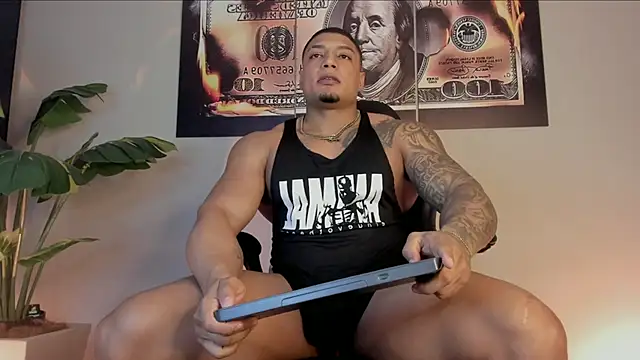 Snapshot of chrizmacgregor chatting on 02.17.26 chrizmacgregor online show from 02.17.26