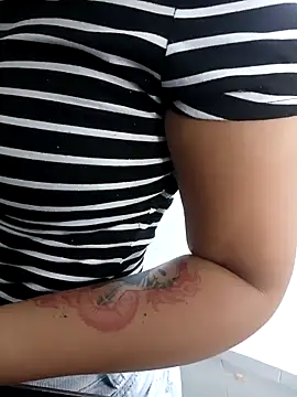 little onixx online show from 02.11.26