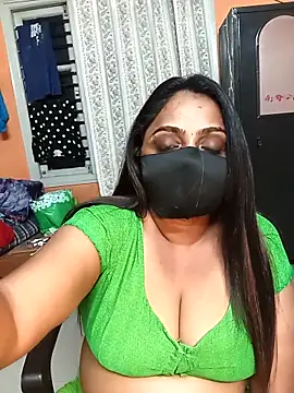 Snapshot of queendivya chatting on 05.08.26 queendivya online show from 05.08.26