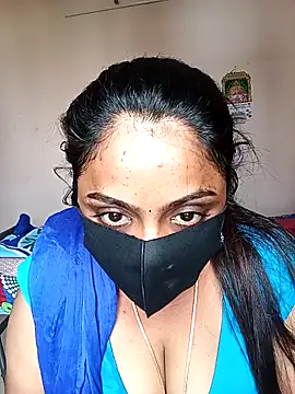 Snapshot of queendivya chatting on 05.10.26 queendivya online show from 05.10.26
