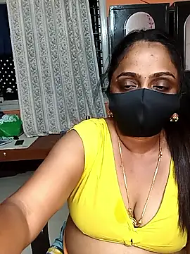 Snapshot of queendivya chatting on 05.10.26 queendivya online show from 05.10.26