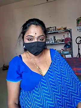Snapshot of queendivya chatting on 05.28.26 queendivya online show from 05.28.26
